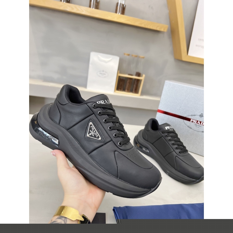 Pra*a casual shoes